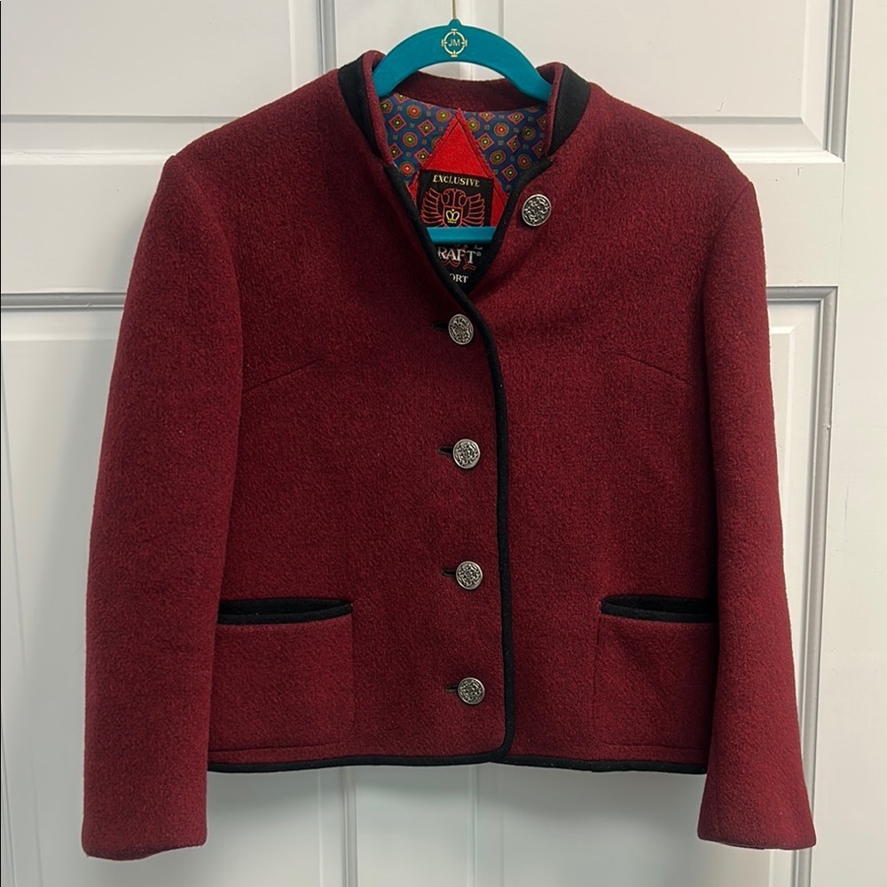 Europe Craft Import Exclusive Women’s Button Down Coat Vintage Women’s Size 8 EU